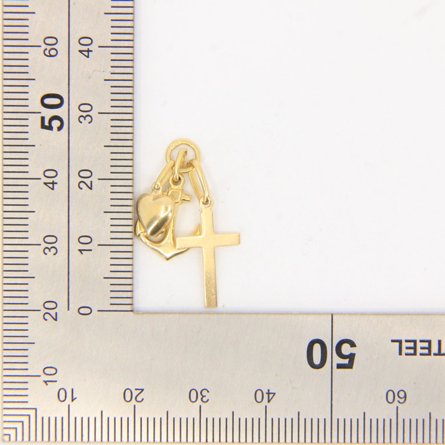 Vintage 18K Gold Faith Hope Charity Charm Heart Anchor Cross Pendant Gift