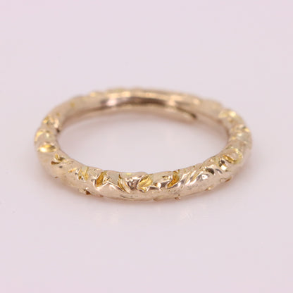 Vintage 9ct Yellow Gold Engraved Split Ring Suspension Loop Pendant Bail Finding