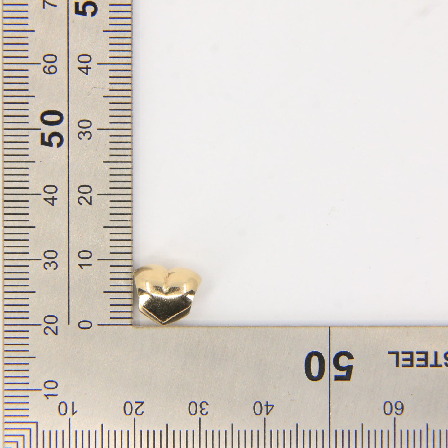 Pandora 14ct Solid Gold Heart Charm Threaded Yellow Gold Bracelet Love Bead