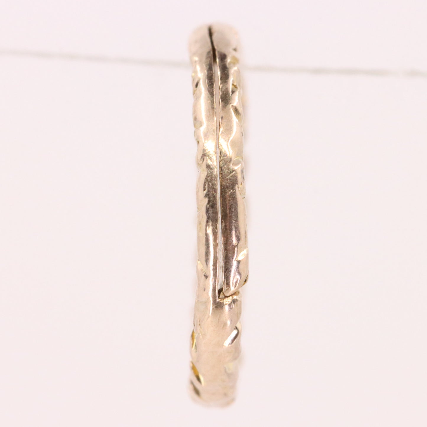 Vintage 9ct Yellow Gold Engraved Split Ring Suspension Loop Pendant Bail Finding