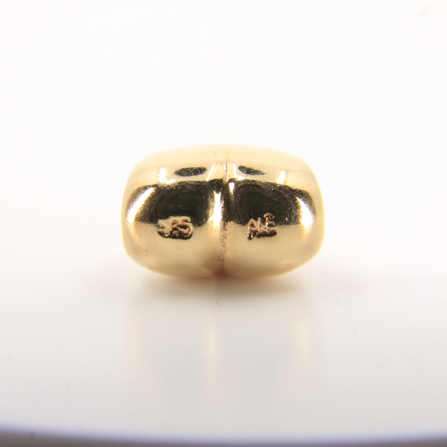 Pandora 14ct Solid Gold Heart Charm Threaded Yellow Gold Bracelet Love Bead