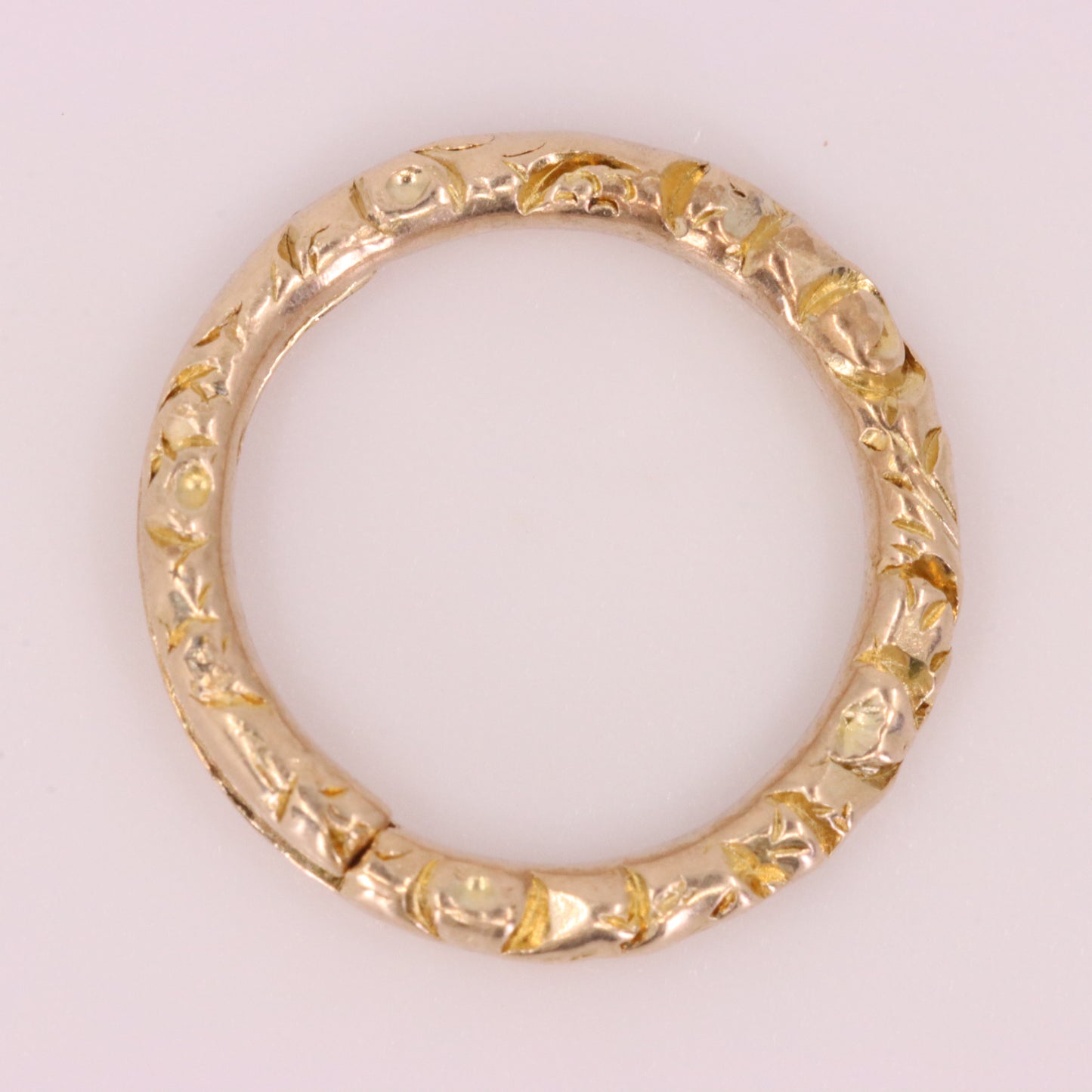 Vintage 9ct Yellow Gold Engraved Split Ring Suspension Loop Pendant Bail Finding