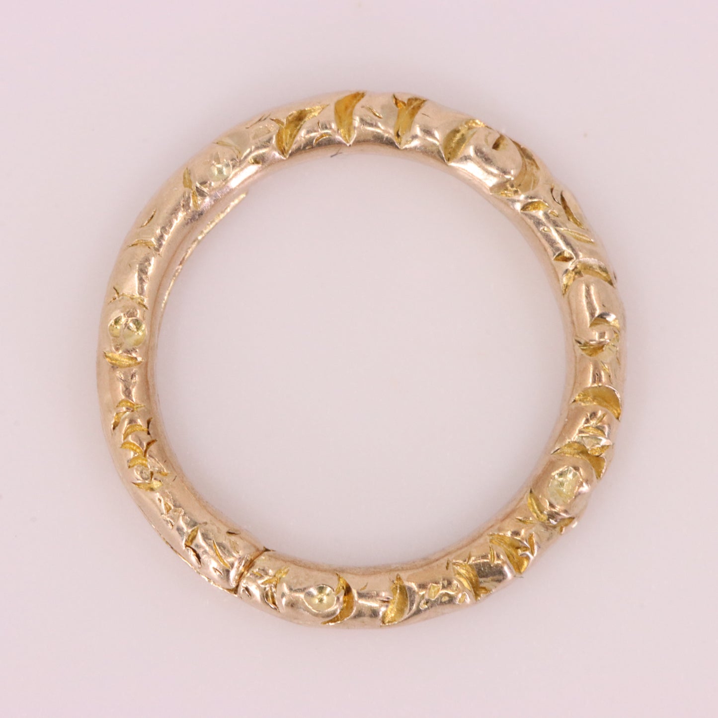 Vintage 9ct Yellow Gold Engraved Split Ring Suspension Loop Pendant Bail Finding