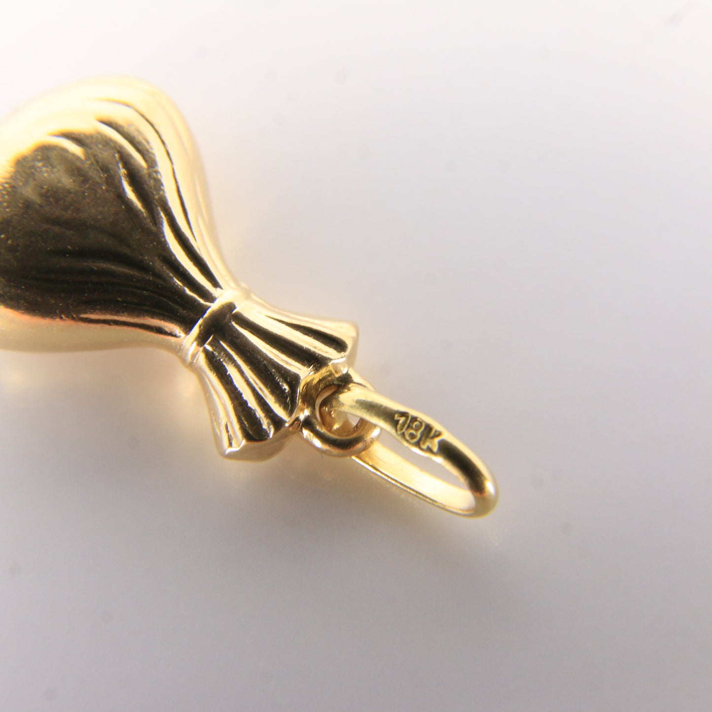Vintage 18ct Yellow Gold Money Bag Pendant 5000 Dollar Wealth Charm Gift