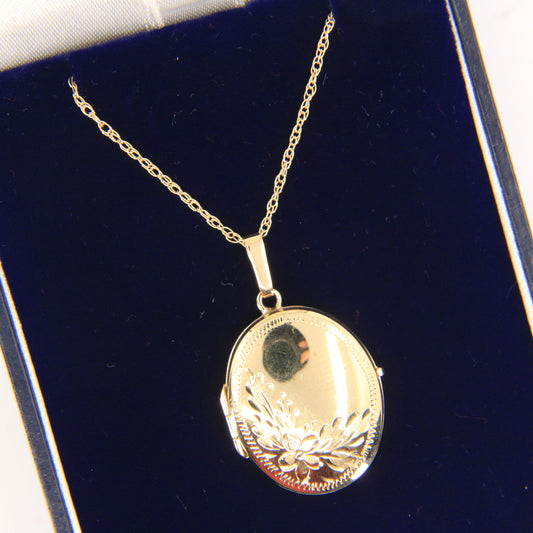 Vintage 9ct Gold Floral Oval Locket Pendant Necklace 18" Singapore Chain Boxed