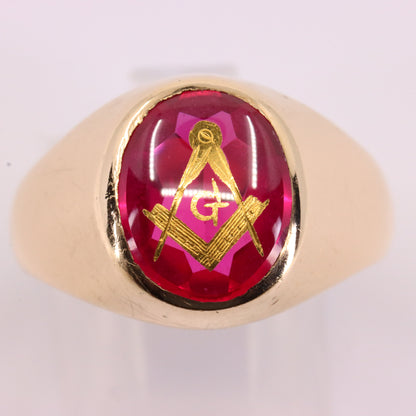 Vintage 9ct Hallmarked Gold Masonic Ruby Ring Square & Compass Mason Ring Boxed