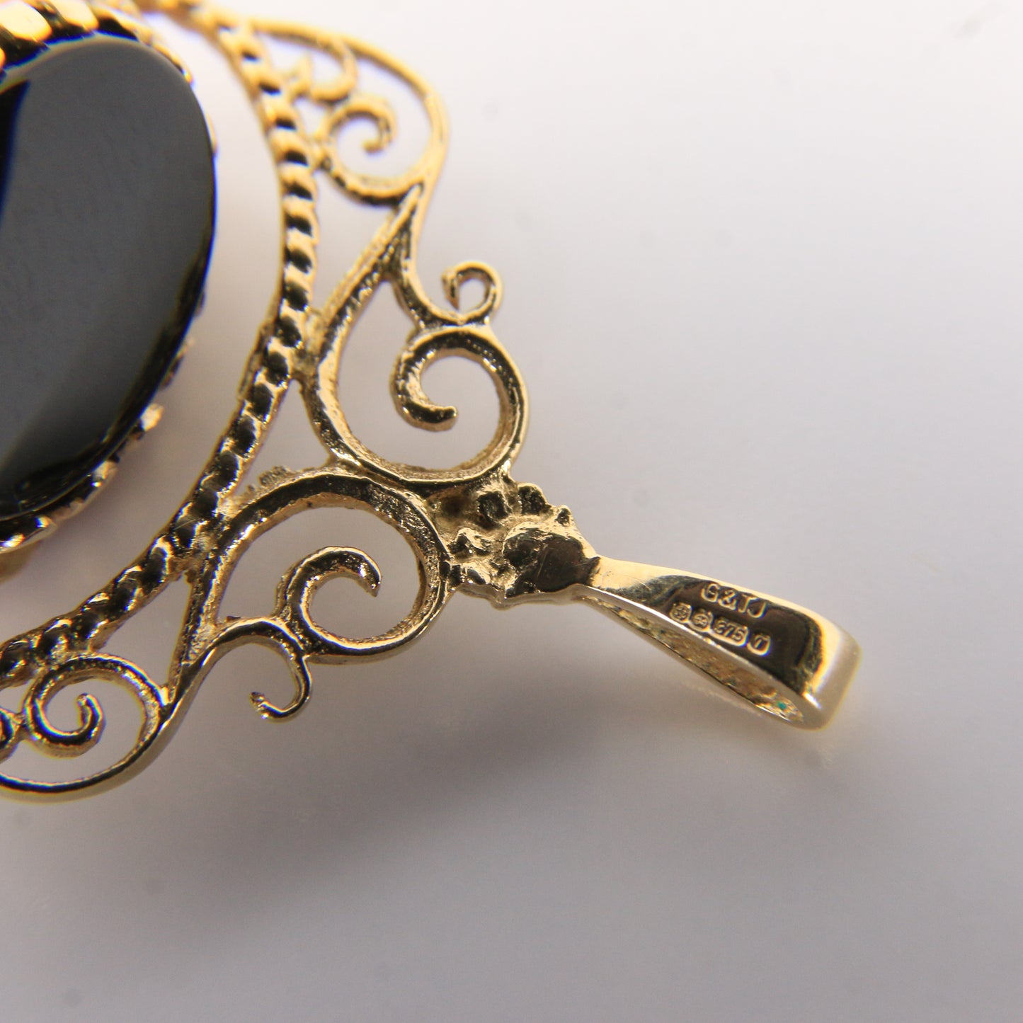 Vintage 9ct Hallmarked Gold Triple Spinner Pendant Tigers Eye Carnelian Onyx