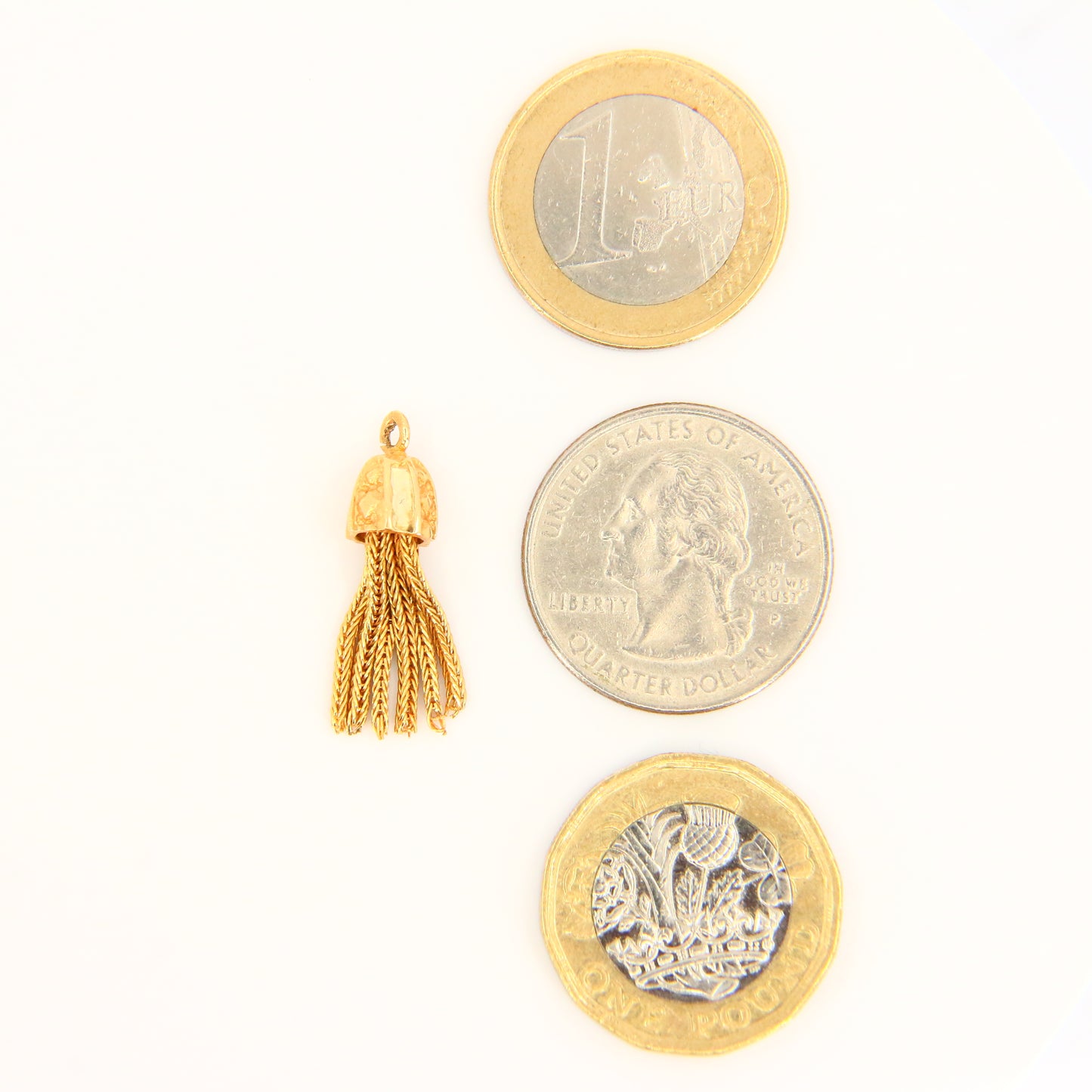 Vintage 18K Tassel Charm Unmarked 18 Carat Yellow Gold Pendant