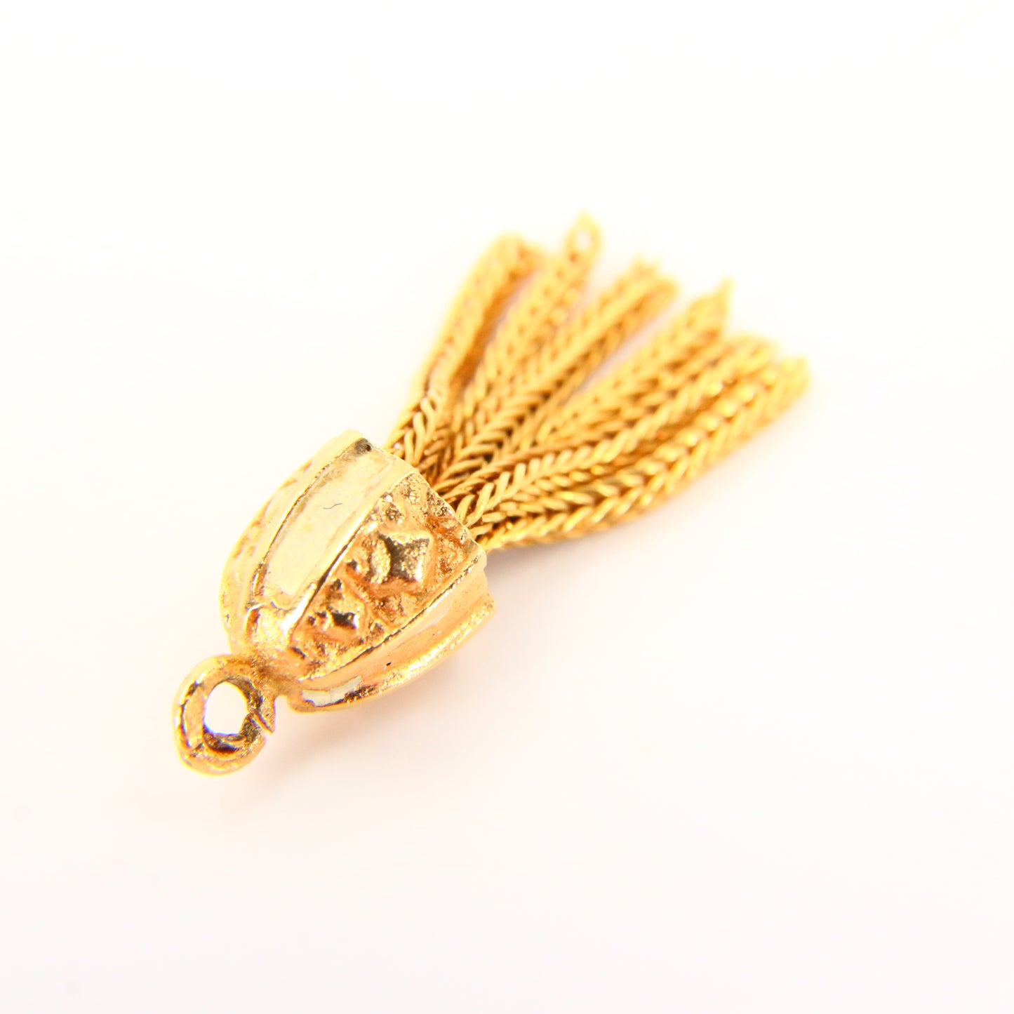 Vintage 18K Tassel Charm Unmarked 18 Carat Yellow Gold Pendant