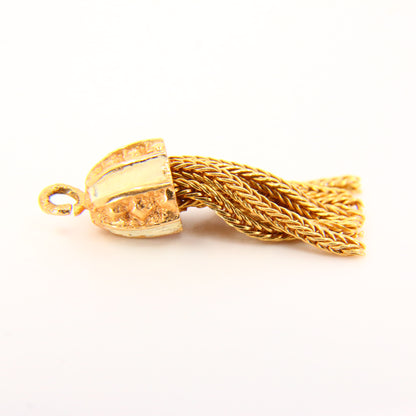 Vintage 18K Tassel Charm Unmarked 18 Carat Yellow Gold Pendant