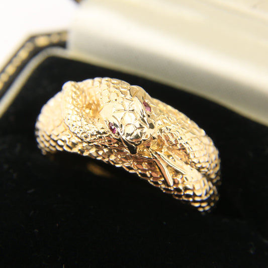 Vintage 9ct Yellow Gold Coiled Snake Ring Red Gem Eyes UK Size T 1/2 Boxed