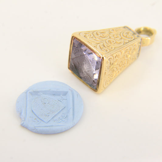 Antique 15ct Yellow Gold Drop Fob Seal Pendant British Intaglio Crest Engraved