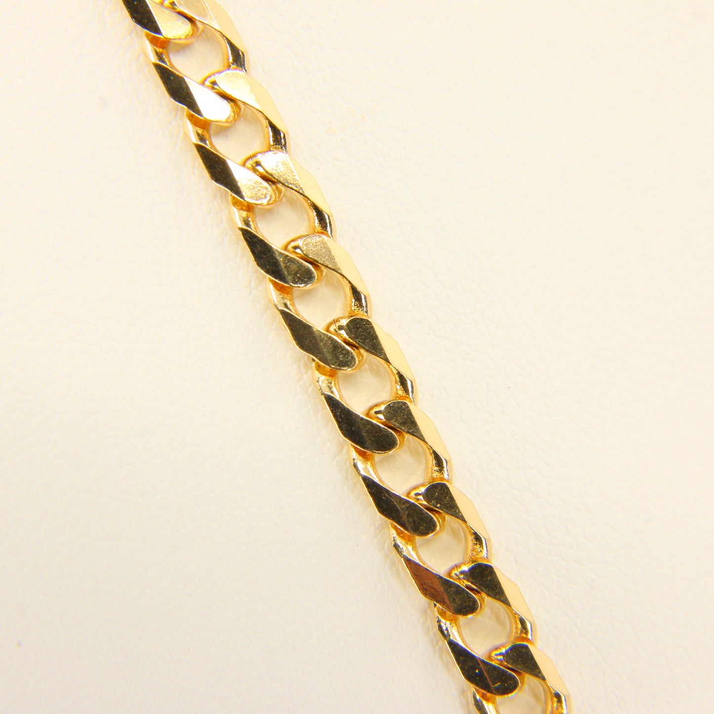 Vintage 9ct Heavy Solid Gold Chain Necklace Hallmarked Yellow Gold