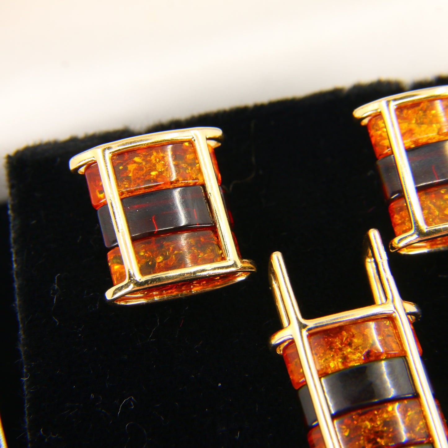 Vintage 14 Carat Amber Gold Pendant Earring Set 14k Polish Amber Jewellery Set