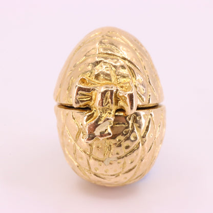 Vintage 9ct Hallmarked Yellow Gold Enamel Chick Opening Egg Charm Pendant Gift