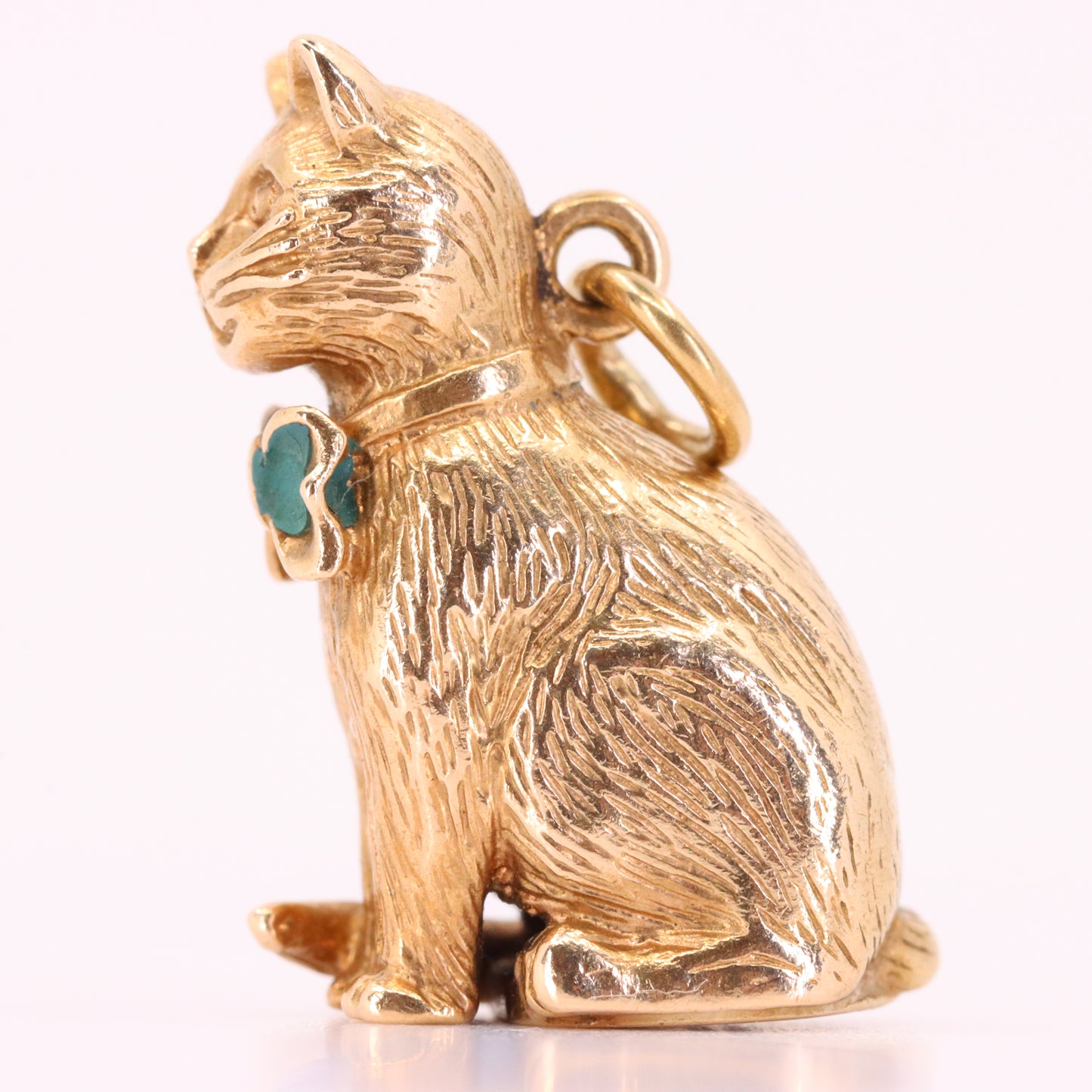 Vintage 9ct Hallmarked Yellow Gold Cat Pendant Enamel Bow Tie Animal Charm Gift