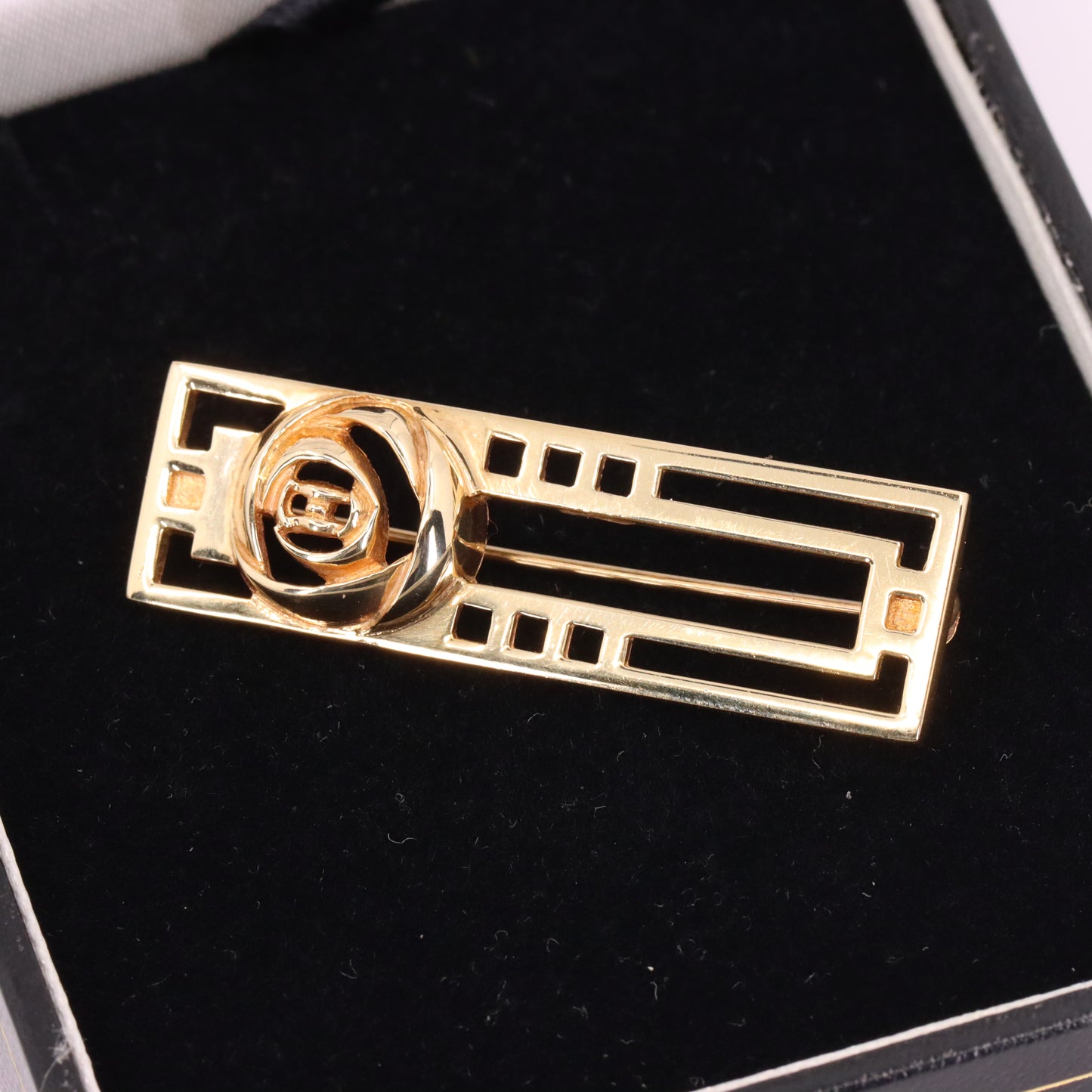 Vintage 9ct Hallmarked Gold Art Nouveau Rennie Mackintosh Brooch Boxed Gift