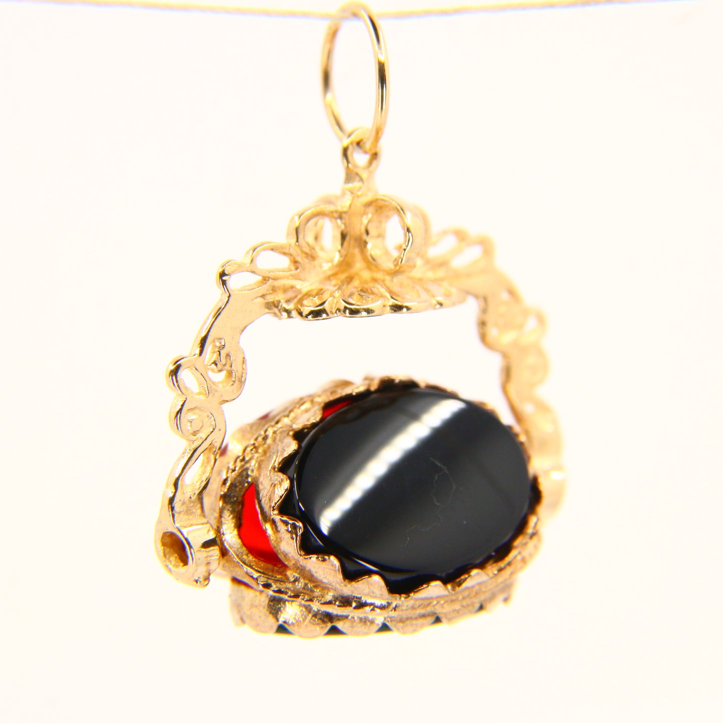 Vintage 9ct Triple Spinner Pendant Bloodstone Onyx Carnelian Hallmarked Yellow Gold Charm