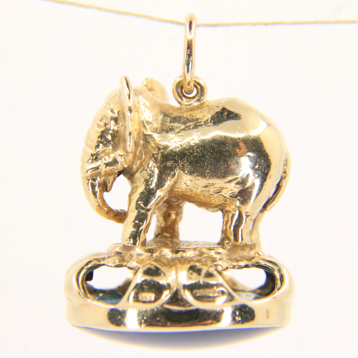 Vintage 9ct Gold Hallmarked Elephant Drop Pendant Charm Blue Agate