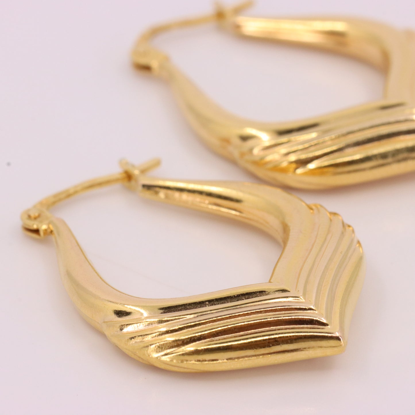 Vintage 9ct Hallmarked UnoAErre Italian Yellow Gold Hoop Earrings Boxed Gift