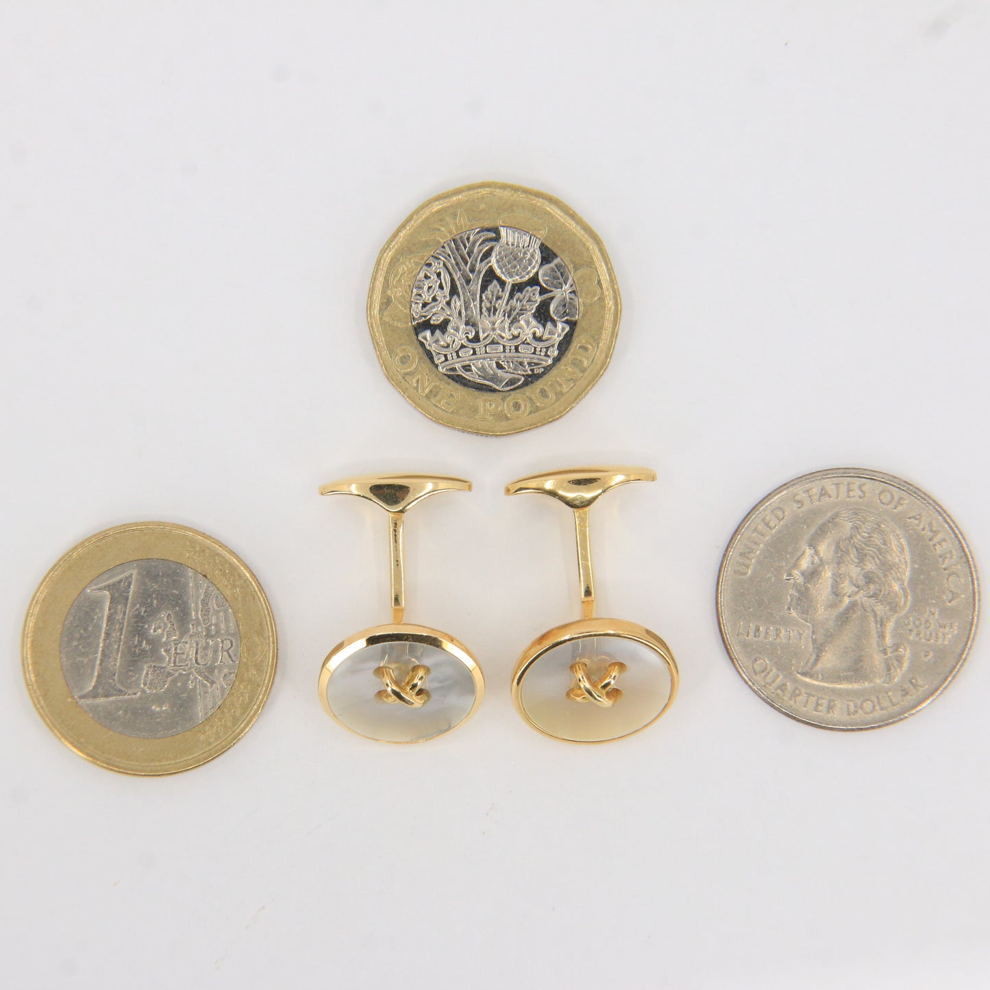 Vintage 18ct Gold Hallmarked Mother of Pearl Button Style Cufflinks Boxed