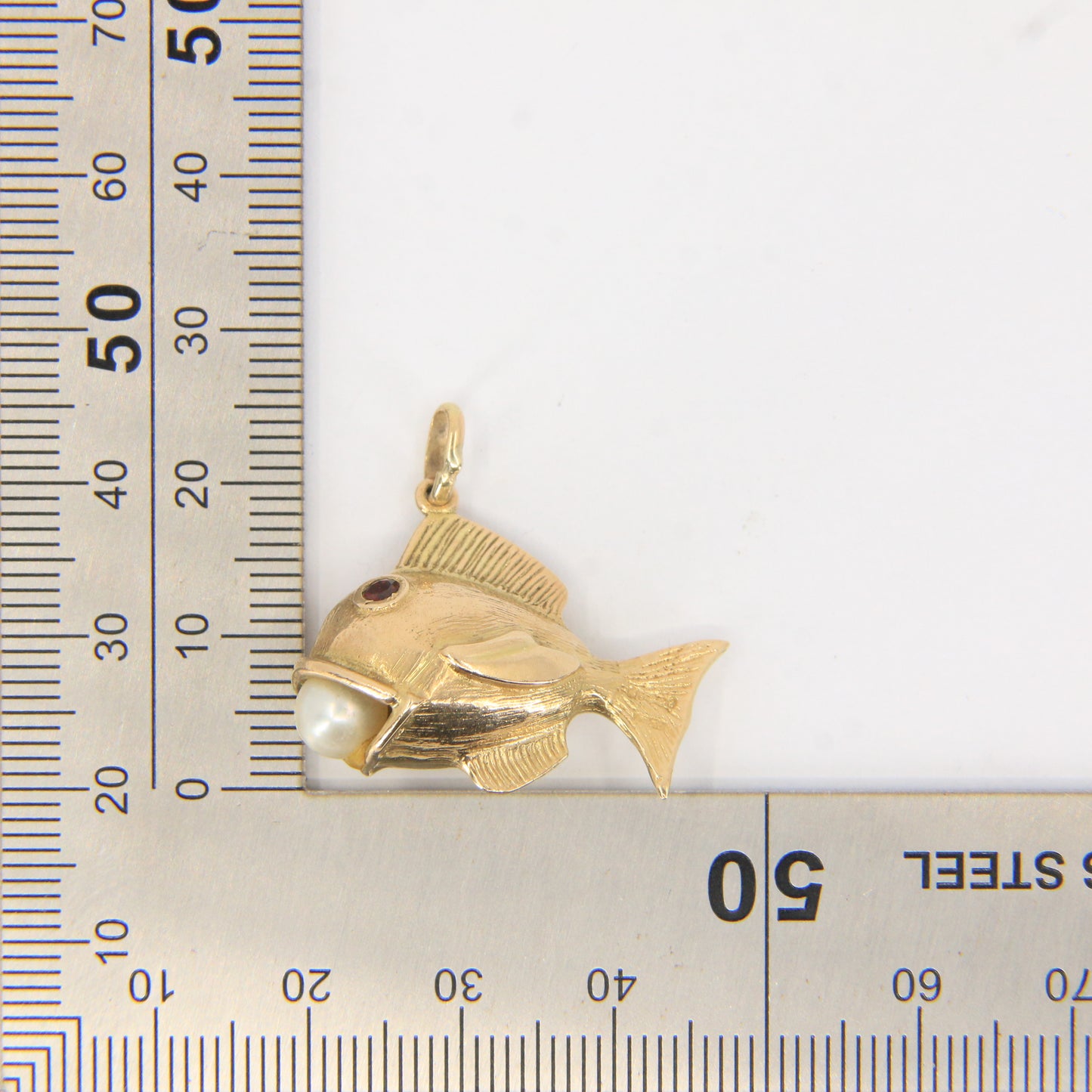 Vintage 9ct Gold Hallmarked Fish Pearl Charm Pendant Yellow Gold