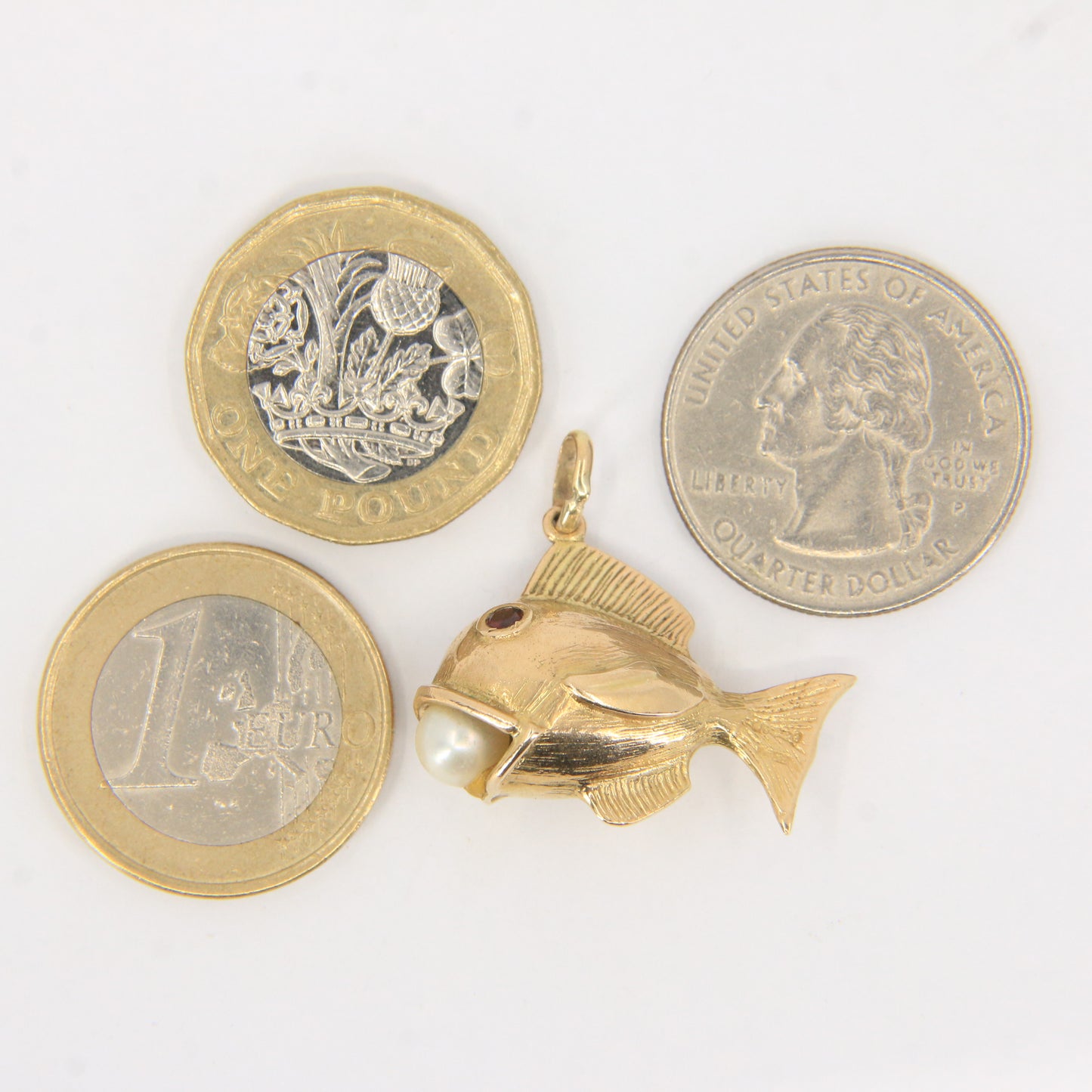 Vintage 9ct Gold Hallmarked Fish Pearl Charm Pendant Yellow Gold
