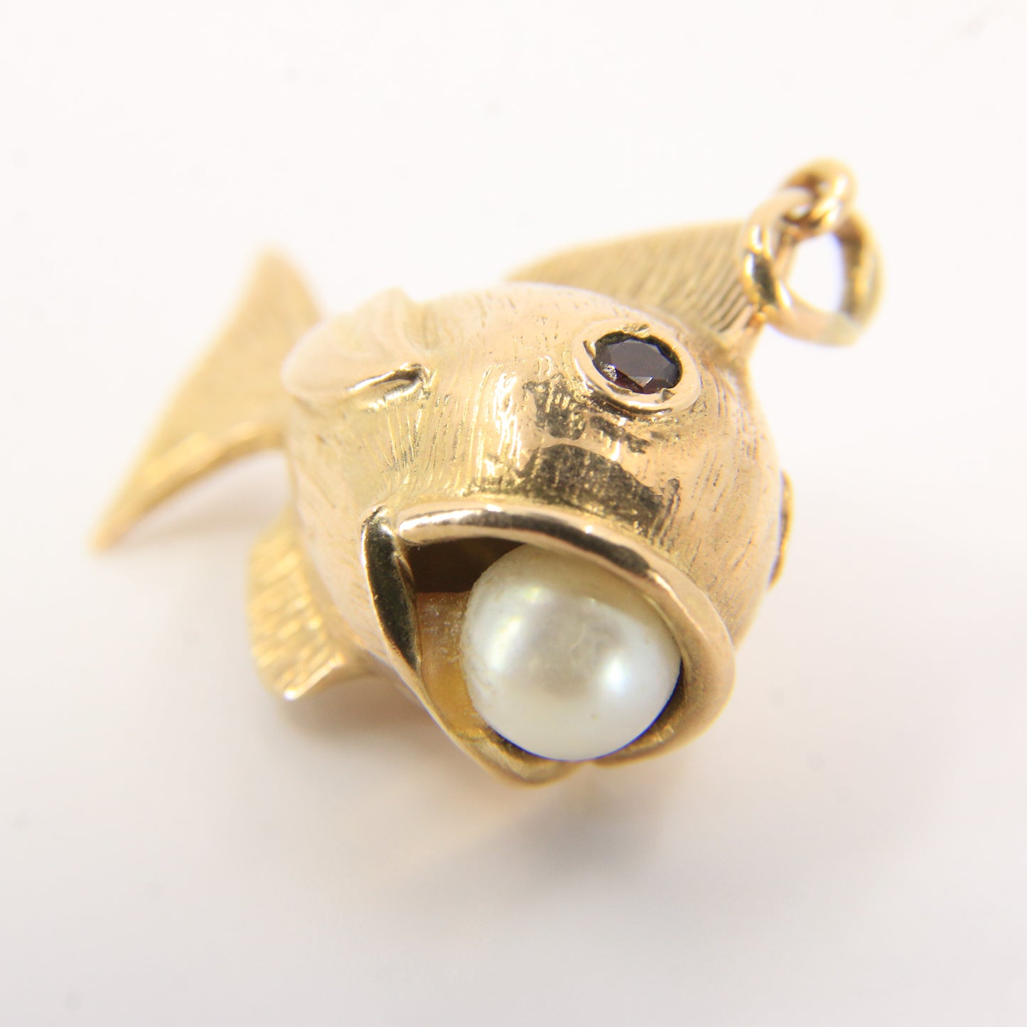 Vintage 9ct Gold Hallmarked Fish Pearl Charm Pendant Yellow Gold