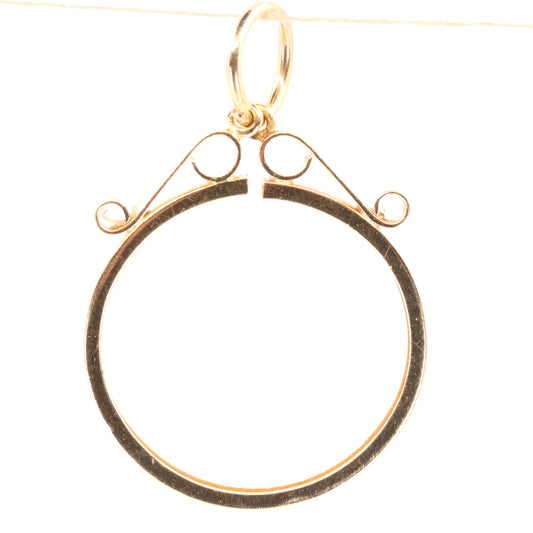 Vintage 9ct Hallmarked Gold Full Sovereign Coin Mount Pendant Display Frame