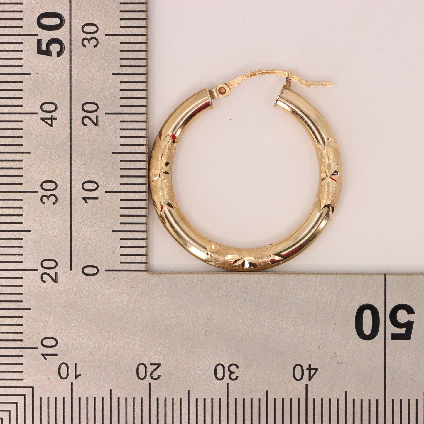 Vintage 9ct Hallmarked Gold Diamond Cut Textured Hoop Earrings 25mm Boxed Gift