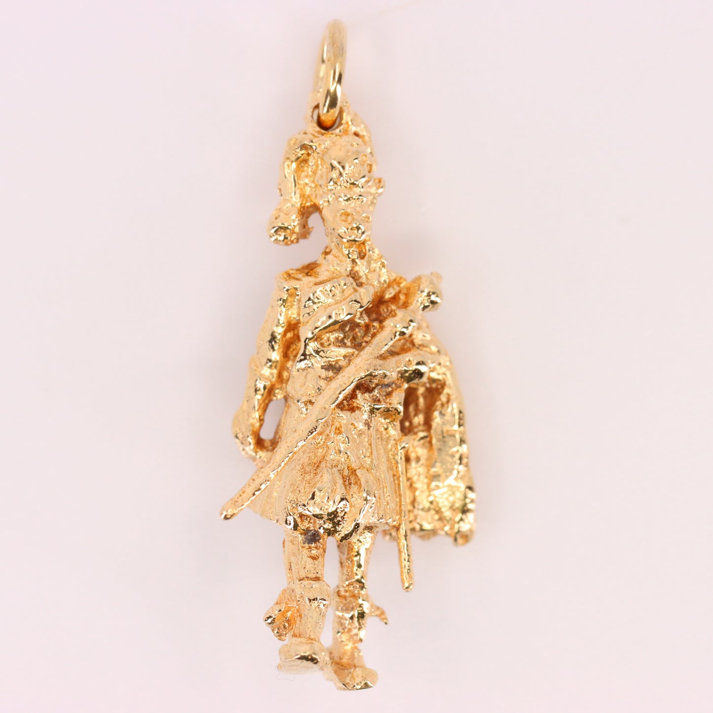 Vintage 9ct Hallmarked Edinburgh Gold Scottish Drum Sergeant Charm Pendant Gift