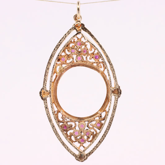 Vintage 9ct Hallmarked Gold Full Sovereign Coin Mount Pendant Display Frame