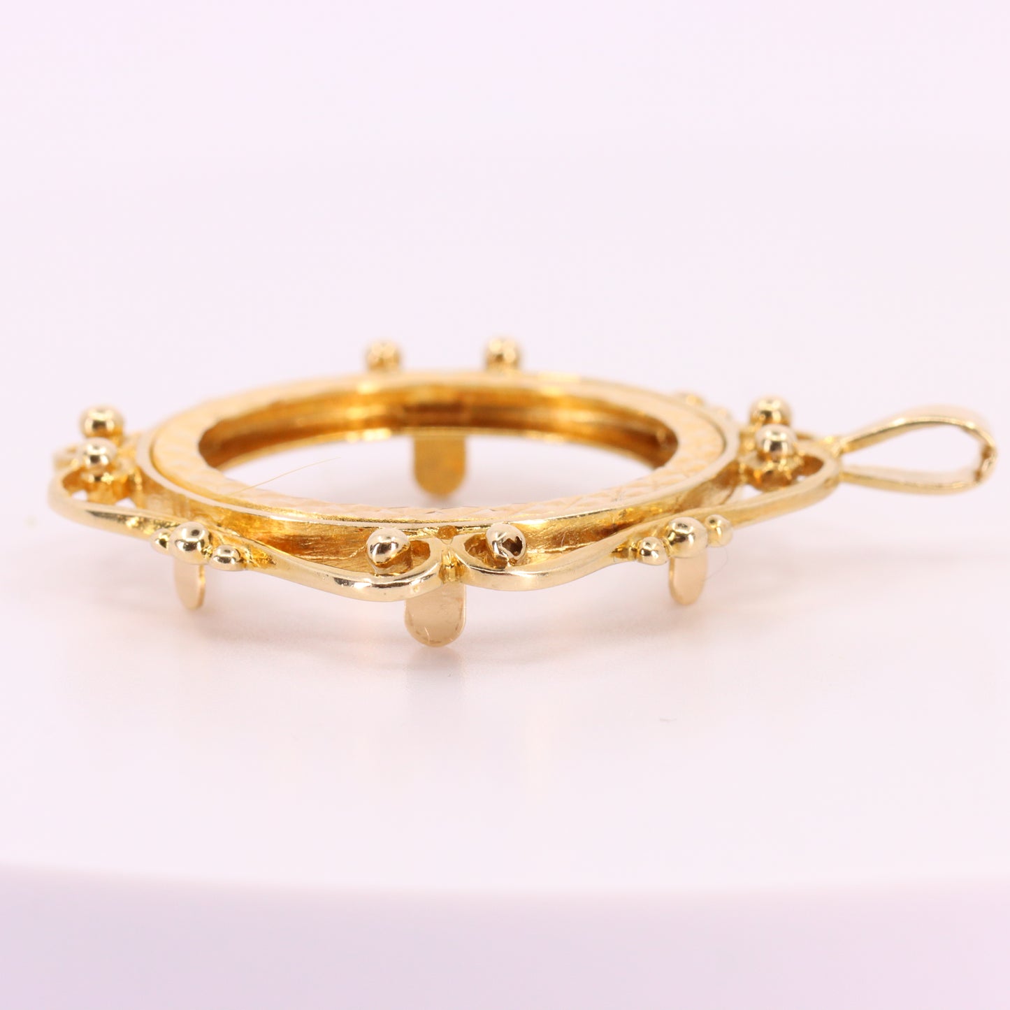 Vintage 9ct Hallmarked Gold Full Sovereign Coin Mount Pendant Display Frame