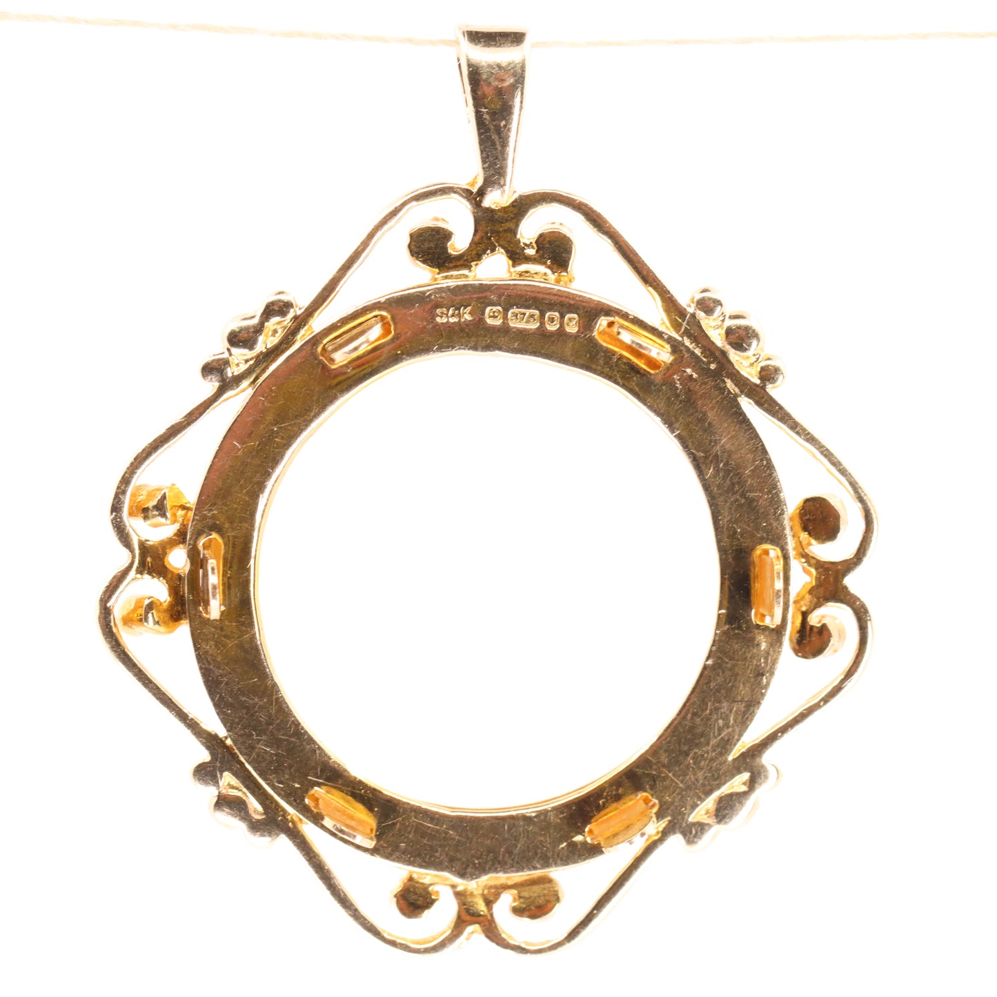 Vintage 9ct Hallmarked Gold Full Sovereign Coin Mount Pendant Display Frame