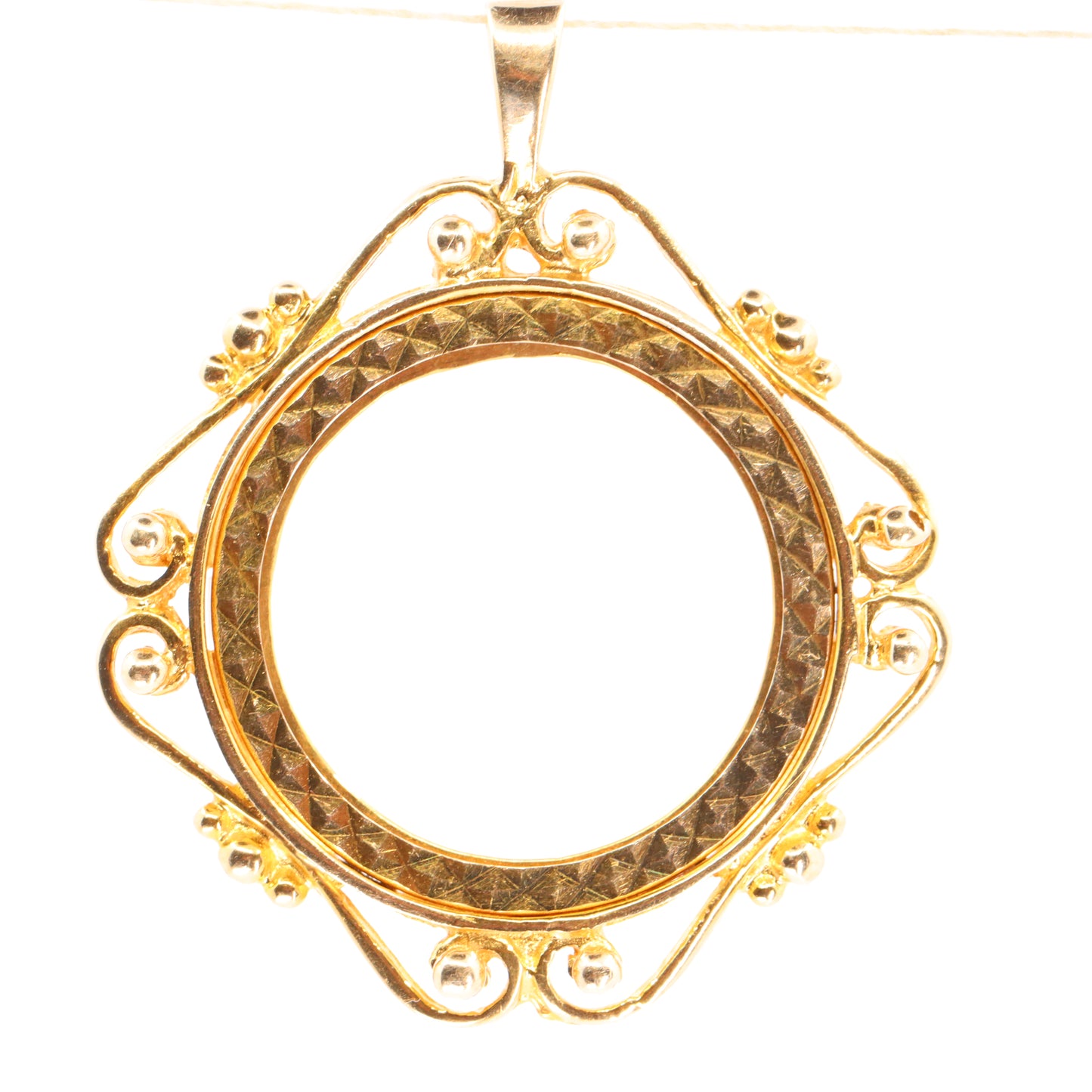 Vintage 9ct Hallmarked Gold Full Sovereign Coin Mount Pendant Display Frame