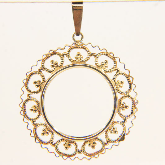 Vintage 9ct Gold Hallmarked Full Sovereign Floral Pendant Frame