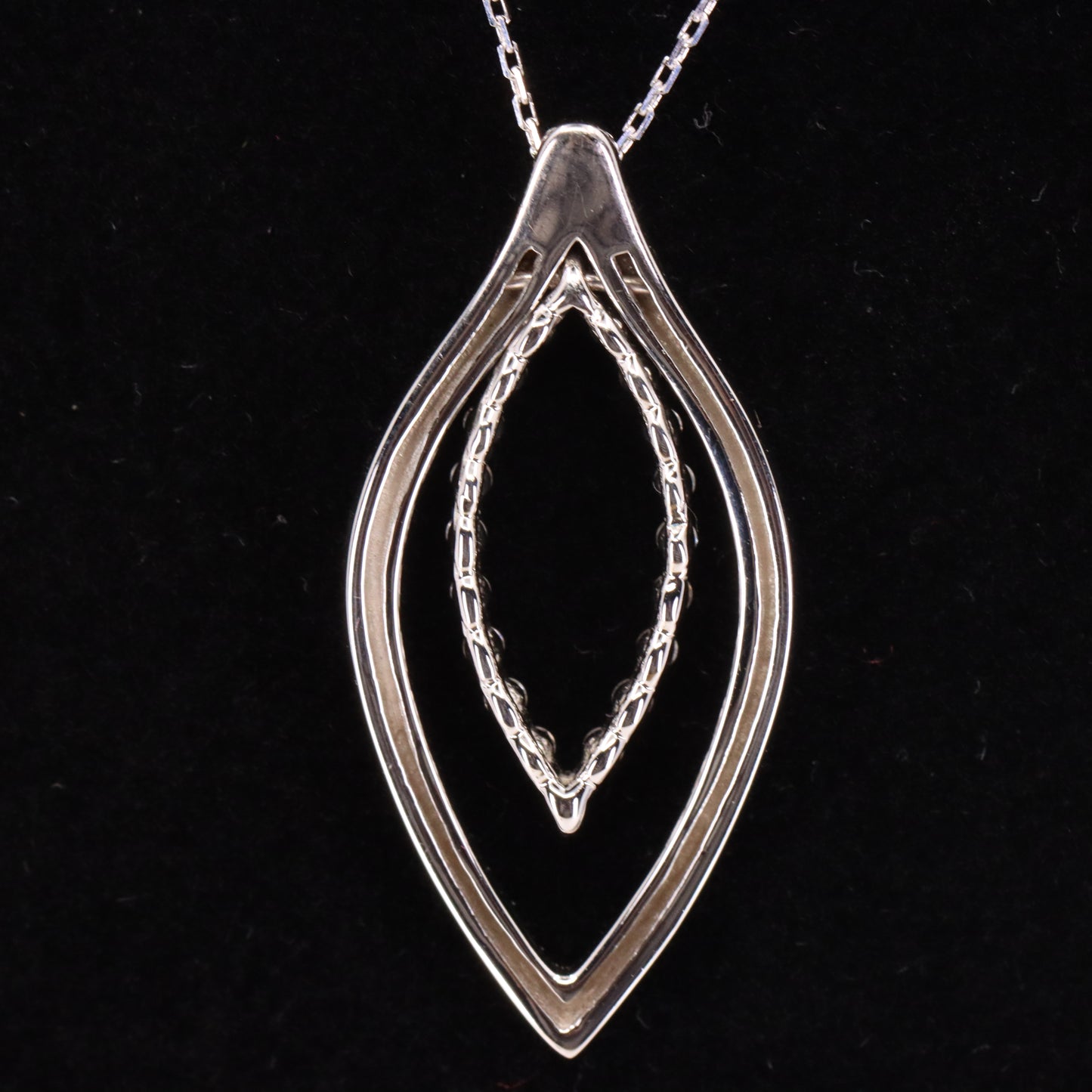 Vintage 18ct Hallmarked Chimento White Gold Diamond 18 Inch Pendant Necklace