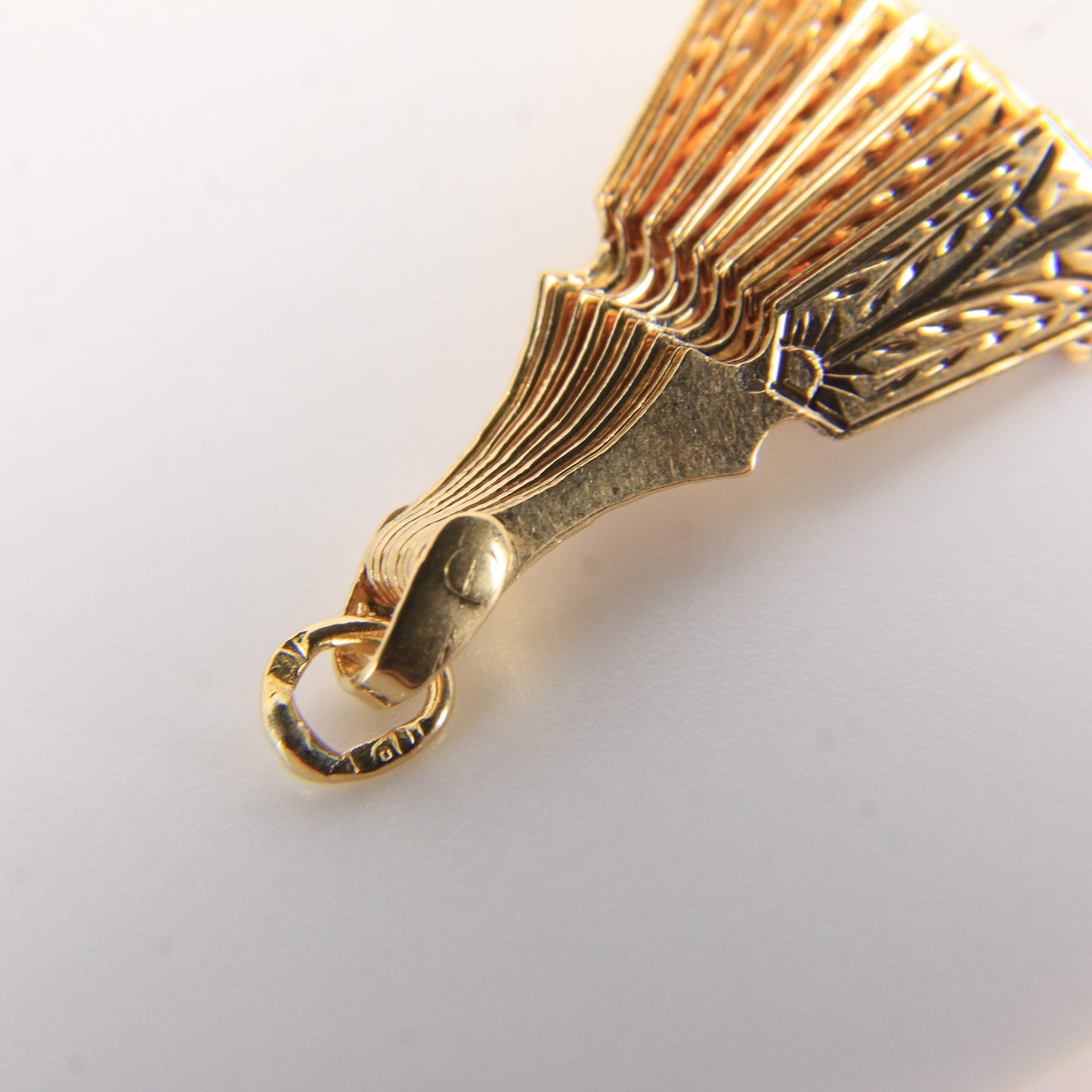 Vintage 18K Yellow Gold Opening Fan Pendant Charm Italian Jewellery Gift
