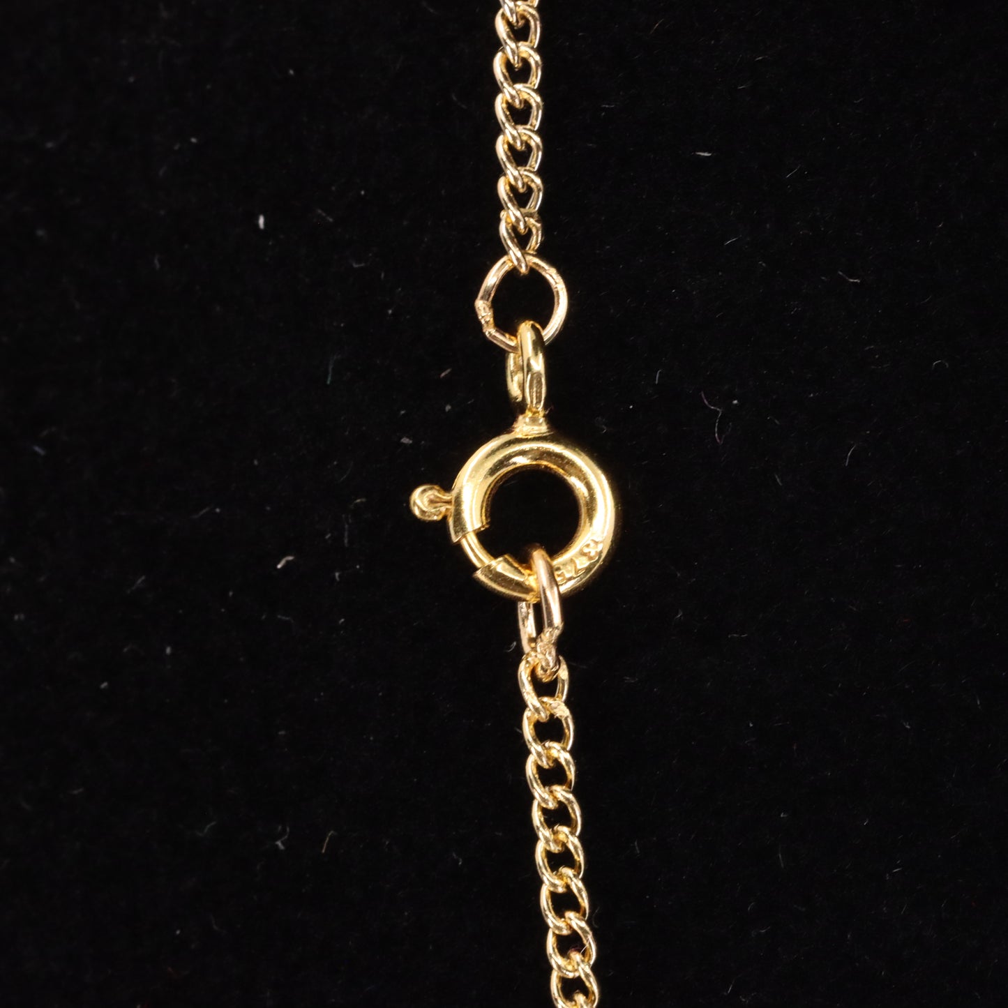 Royal Mint Eternal Love 2003 Half Sovereign Pendant Necklace 18 Inch Certificate