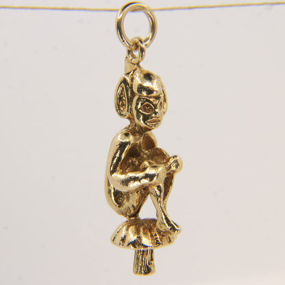 Vintage 9ct Hallmarked Elf on Mushroom Pendant Charm Fantasy Yellow Gold Gift