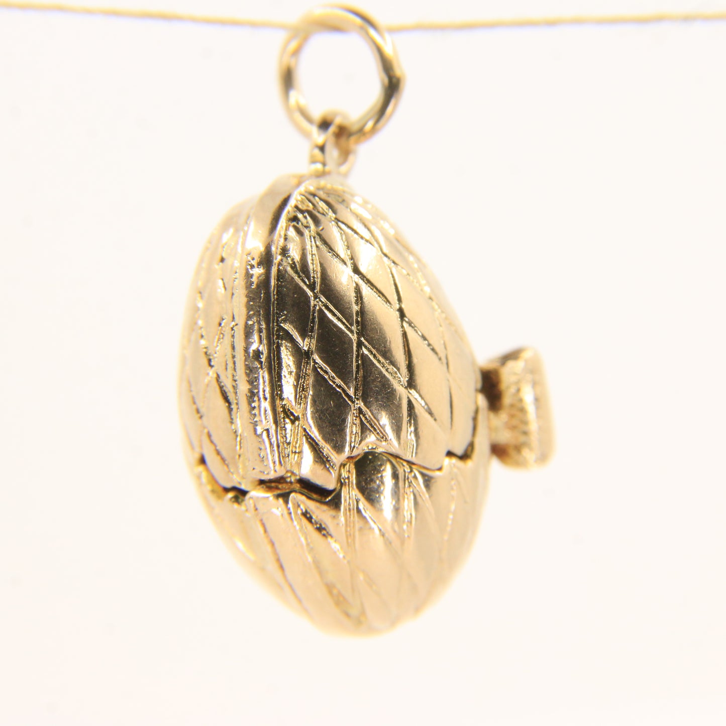 Vintage 9ct Hallmarked Opening Egg & Chick Charm Pendant Gold Gift