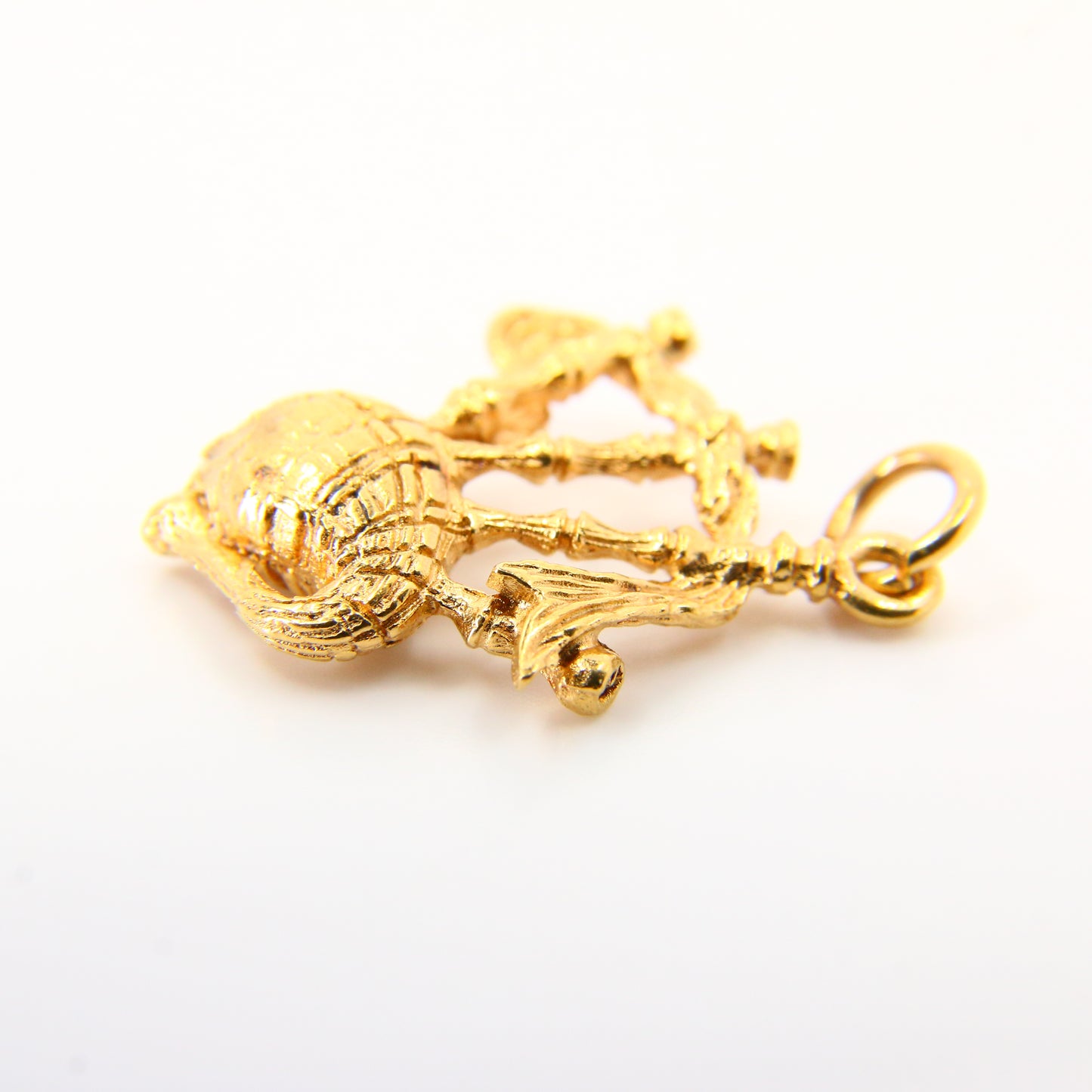 Vintage 9ct Scottish Bagpipes Pendant Hallmarked Yellow Gold Charm Scotland