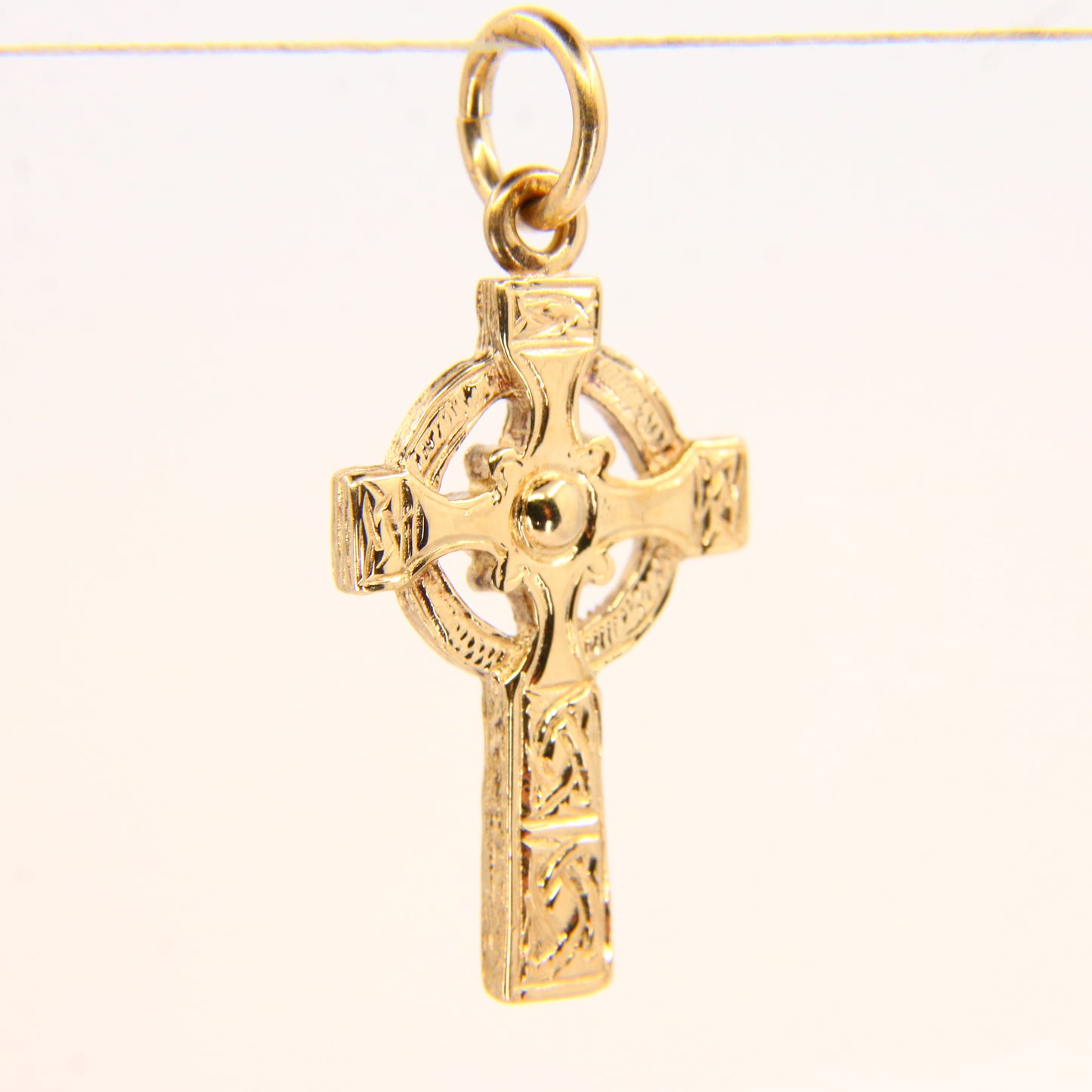 Vintage 9ct Gold Celtic Iona Cross Pendant Hallmarked Yellow Gold Charm Gift