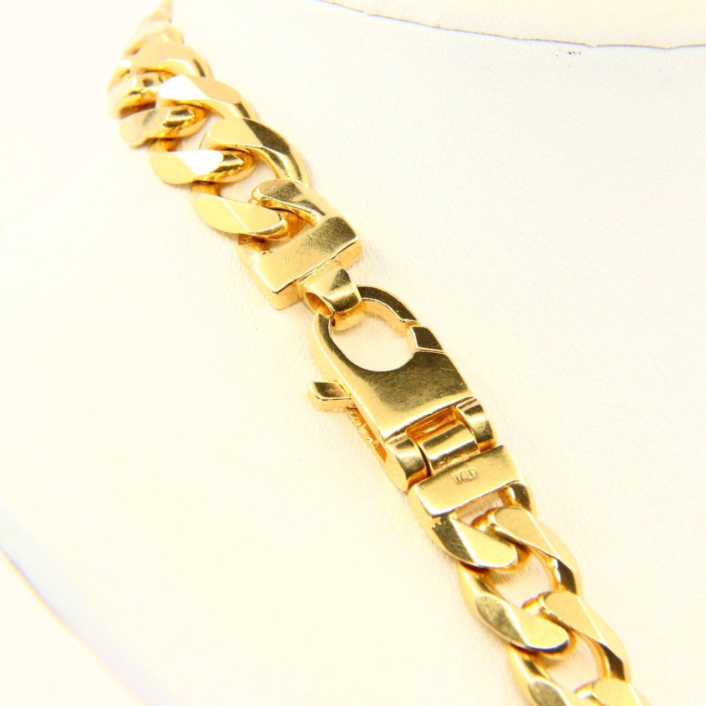 Vintage Heavy 9ct Curb Link Chain Long 28.5 Inch Necklace Yellow Gold Hallmarked