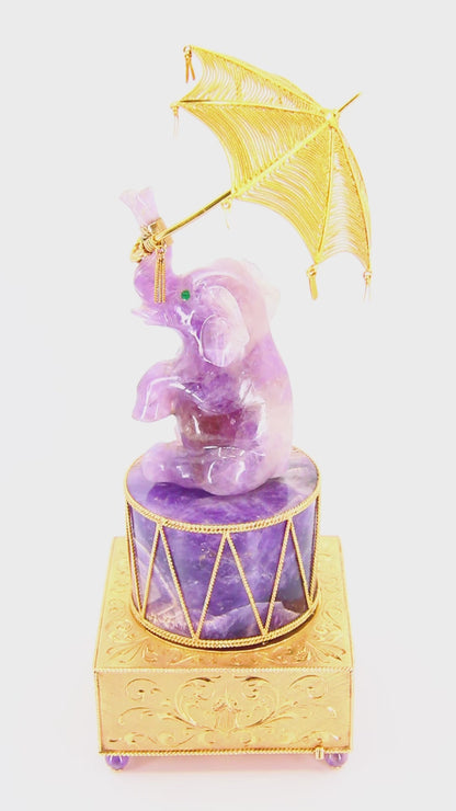 Rare Vintage 50s 18ct Gold Music Box Amethyst Elephant Holding Umbrella in 18 Carat Yellow Gold Music Box